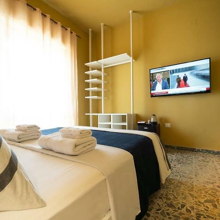 Budget Rooms Carbonazzi 17 Cagliari Exterior photo