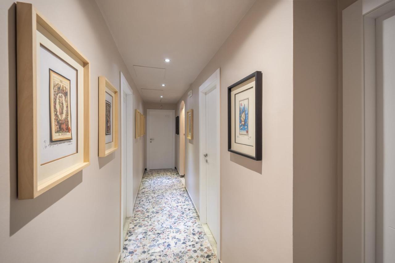 Budget Rooms Carbonazzi 17 Cagliari Exterior photo